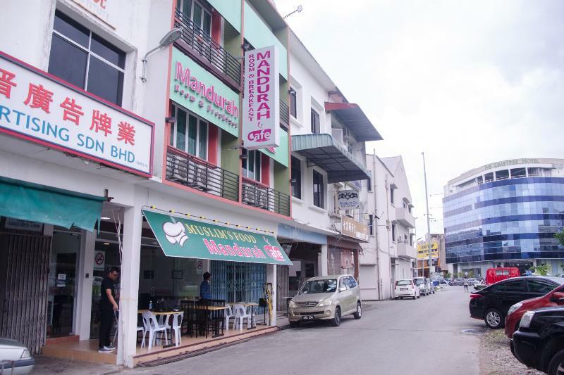 Oyo 836 Mandurah Room & Cafe Kuching Exterior photo